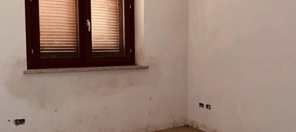 4 rooms Villa in Mortara, Italy No. 5511 16