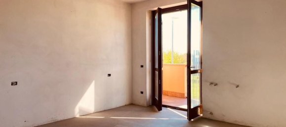 4 rooms Villa in Mortara, Italy No. 5511 12