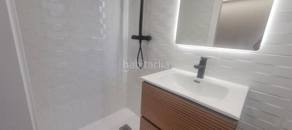 3 chambres Appartement à Barcelona, Spain No. 172830 8