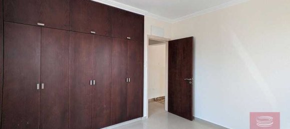 5 bedrooms Villa in Paralimni, Cyprus No. 19536 9