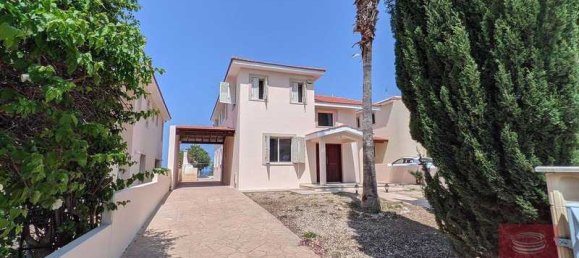 5 bedrooms Villa in Paralimni, Cyprus No. 19536 2