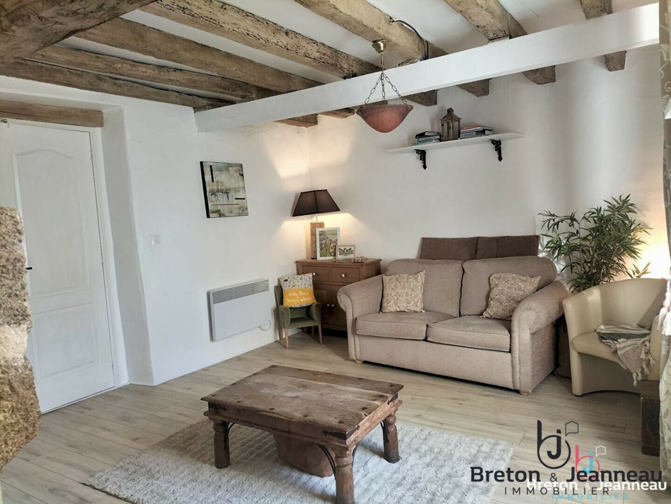 Casa de 2 dormitorios en Mayenne, France No. 357907