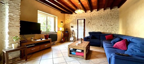 6 bedrooms House in Villiers-Saint-Georges, France No. 171959 8