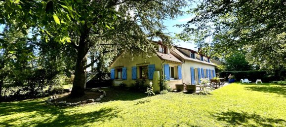 6 bedrooms House in Villiers-Saint-Georges, France No. 171959 11