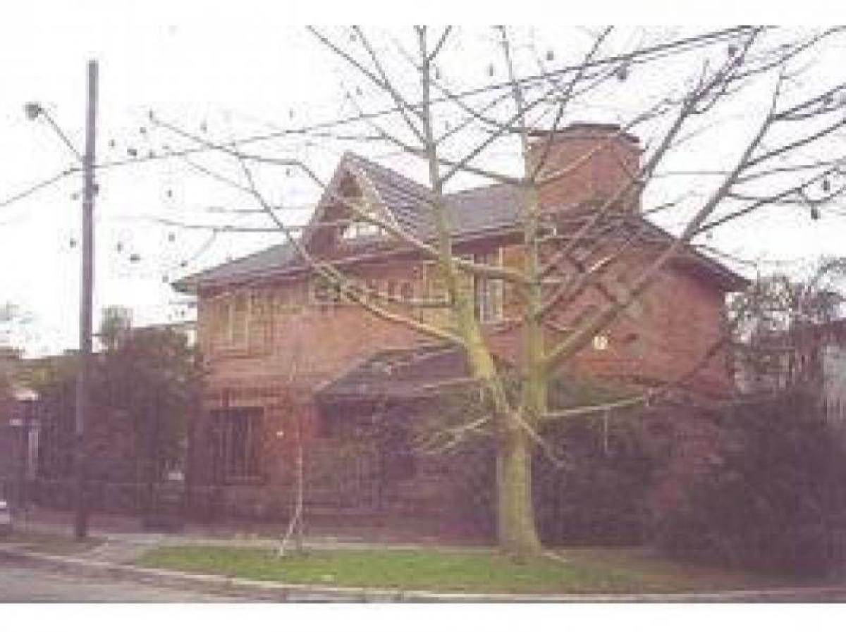 3 bedrooms House in Almirante Brown, Argentina No. 77617