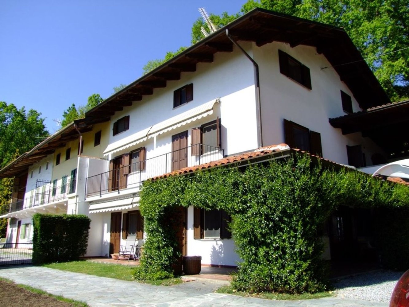 6 bedrooms Villa in Piverone, Italy No. 402267