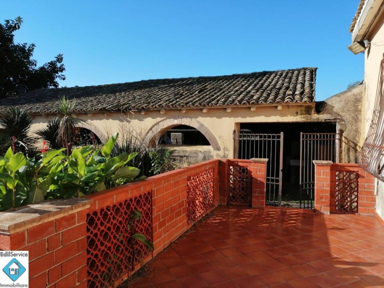  قطعة أرض في Augusta, Italy 126600متر مربع رقم 47672