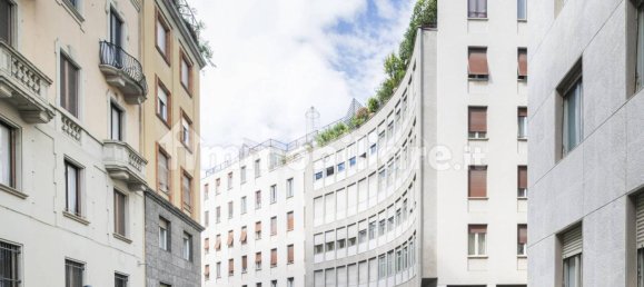 4 bedrooms Apartment in Milan, Italy No. 249423 2