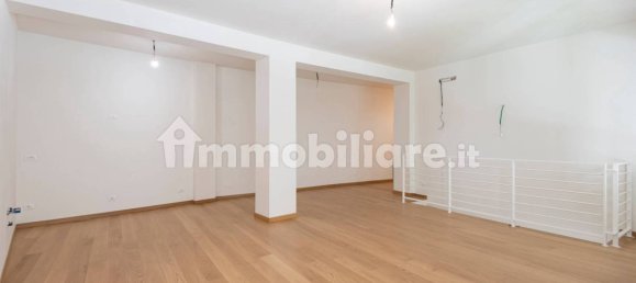 4 bedrooms Apartment in Milan, Italy No. 249423 9