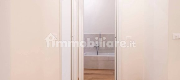 4 bedrooms Apartment in Milan, Italy No. 249423 16