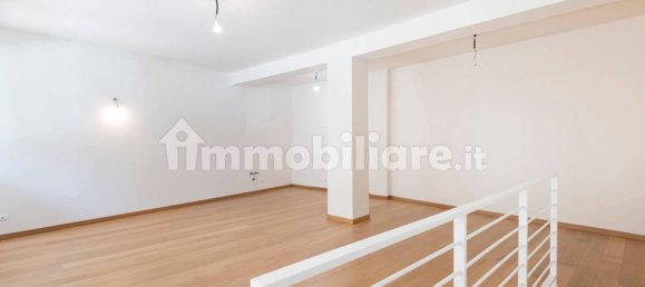 4 bedrooms Apartment in Milan, Italy No. 249423 10
