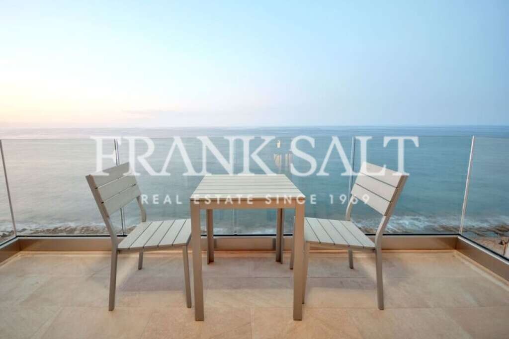 Apartamento de 2 dormitorios en Sliema, Malta No. 3770