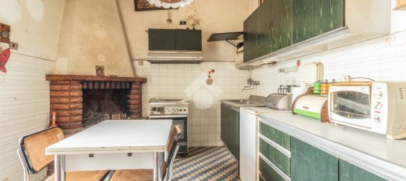 4 bedrooms Apartment in Capranica, Italy No. 175562 9