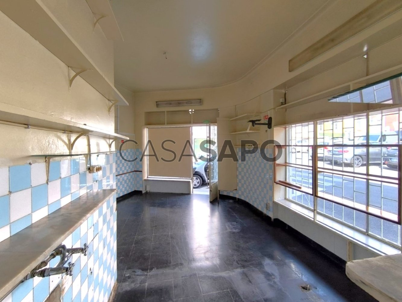 Propriété commerciale à Lisbon, Portugal 90m² No. 214915