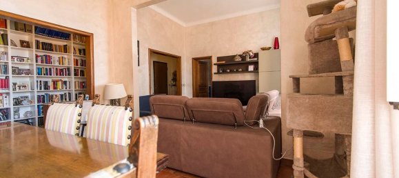 8 rooms Apartment in Livorno, Italy No. 165161 8