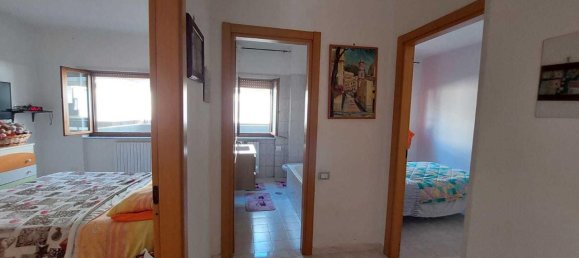 3 rooms Apartment in Fisciano, Italy No. 136531 5