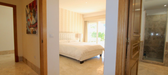 Adosado de 2 dormitorios en Marbella, Spain No. 118491 6