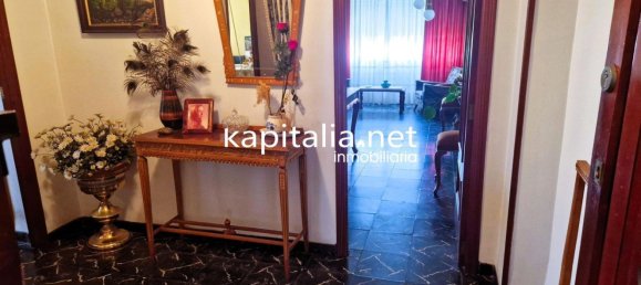 4 bedrooms Apartment in Ontinyent, Spain No. 151662 2