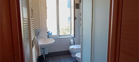 3-salle Appartement à Perugia, Italy No. 298911 12