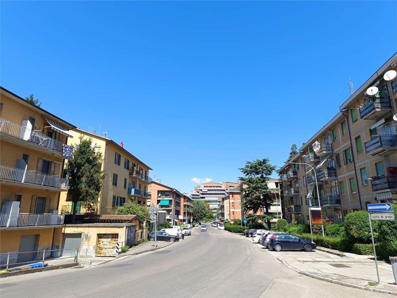 3-salle Appartement à Perugia, Italy No. 298911