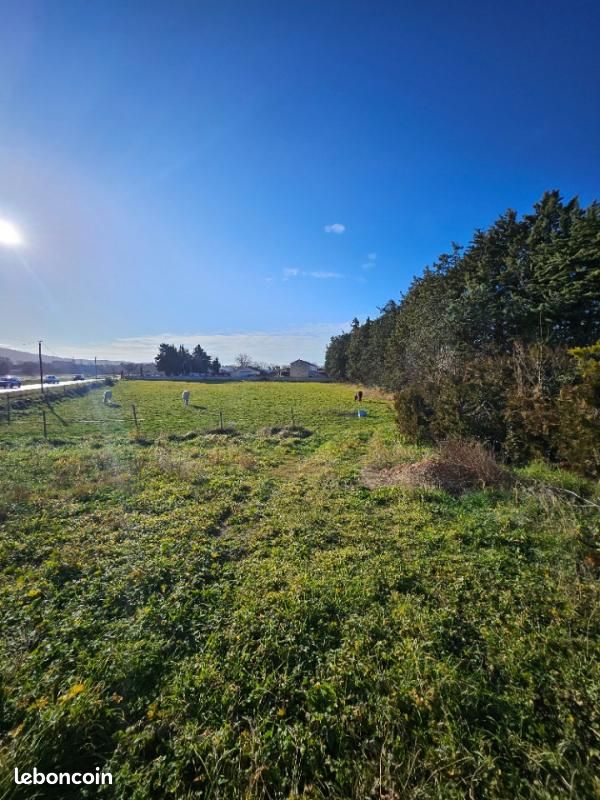  قطعة أرض في Mallemort, France 350متر مربع رقم 336831