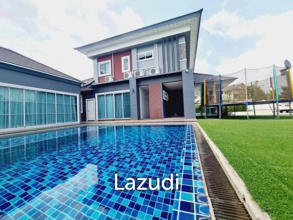 4 bedrooms Villa in Pattaya, Thailand No. 17095