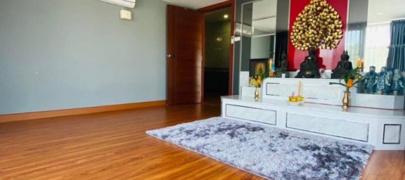 4 bedrooms Villa in Pattaya, Thailand No. 17095 6