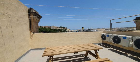 Apartamento de 2 dormitorios en Floriana, Malta No. 11657 25