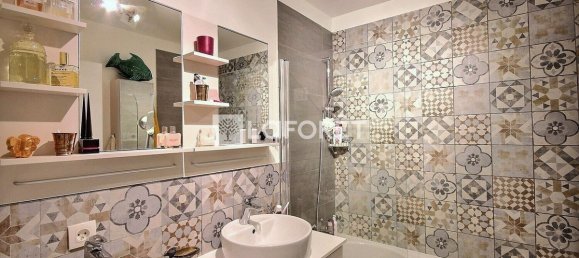 Apartamento de 2 dormitorios en Suresnes, France No. 183864 6