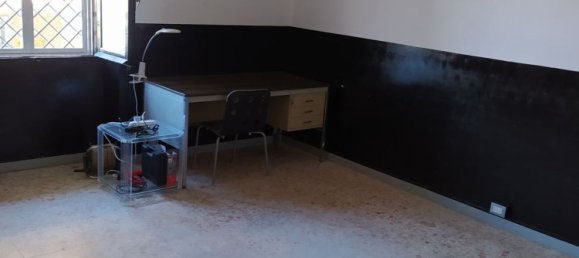 110m² Commercial property in Rome, Italy No. 256998 10