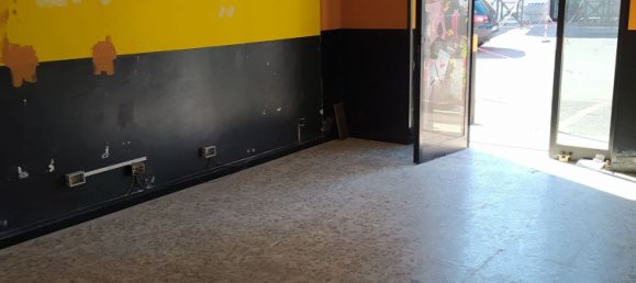 110m² Commercial property in Rome, Italy No. 256998 4