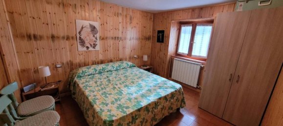 5 rooms Villa in Castione della Presolana, Italy No. 104031 4