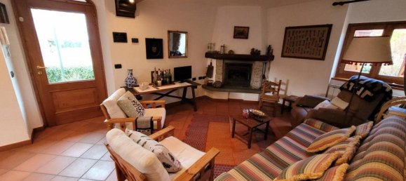 5 rooms Villa in Castione della Presolana, Italy No. 104031 8