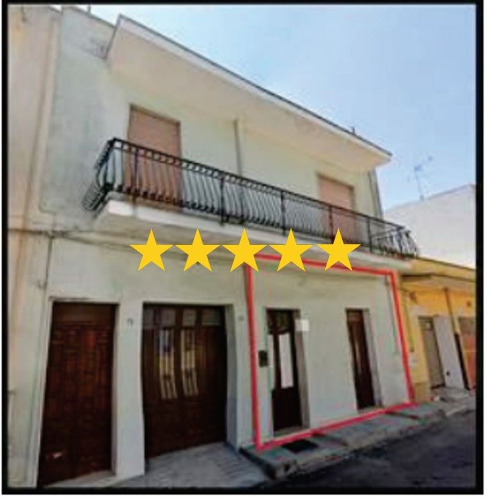 5 rooms Apartment in San Pietro Vernotico, Italy No. 42383