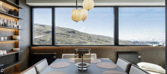 3 bedrooms Penthouse in Malaga, Spain No. 163746 5