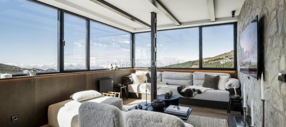 3 bedrooms Penthouse in Malaga, Spain No. 163746 2