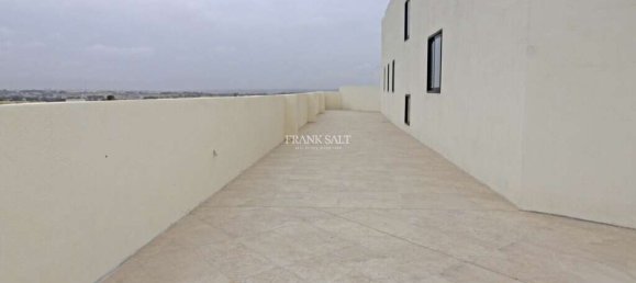 2 chambres Penthouse à Mqabba, Malta No. 201 2