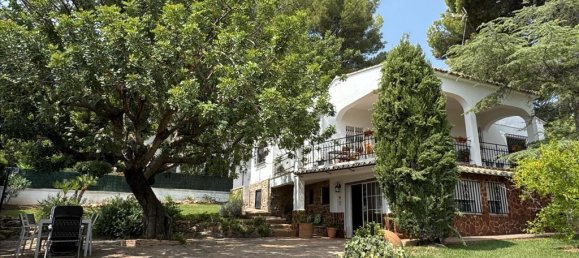 5 bedrooms Villa in Naquera, Spain No. 15010 2