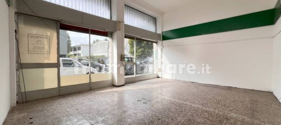 Imóvel comercial de 1 divisão em Bergamo, Italy N.º 346620 7