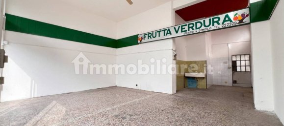 Imóvel comercial de 1 divisão em Bergamo, Italy N.º 346620 6