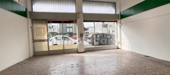 Imóvel comercial de 1 divisão em Bergamo, Italy N.º 346620 8