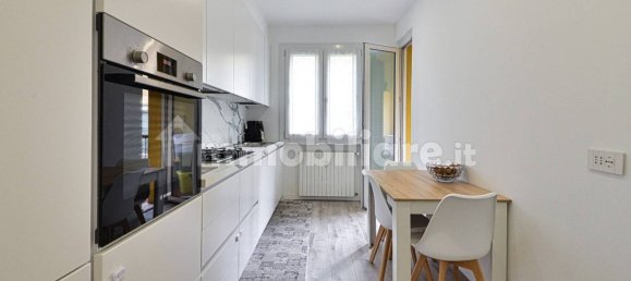 3 Schlafzimmer Wohnung in Carimate, Italy, Nr. 335006 5