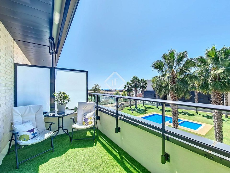 3 bedrooms Apartment in Vilanova i la Geltru, Spain No. 188415