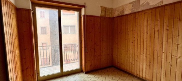 Квартира с 3 комнатами в Марино, Италия № 146405 17