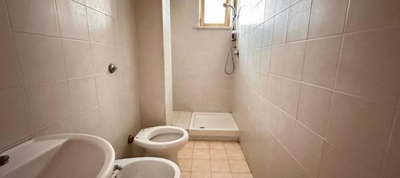 Квартира с 3 комнатами в Марино, Италия № 146405 21