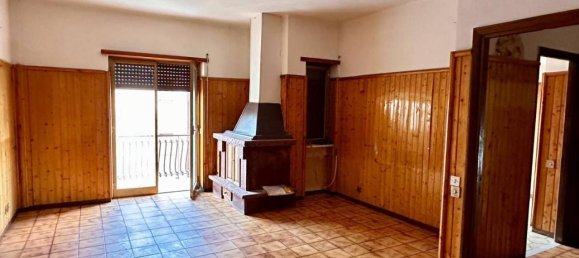 Квартира с 3 комнатами в Марино, Италия № 146405 3