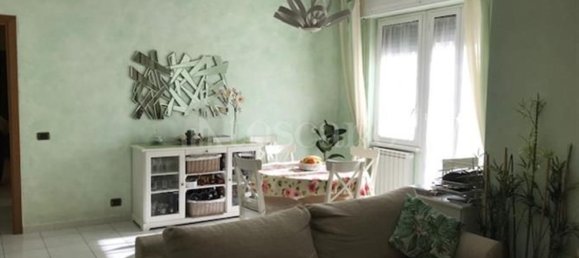 5 rooms Apartment in Rome, Italy No. 107674 13