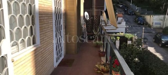 5 rooms Apartment in Rome, Italy No. 107674 9