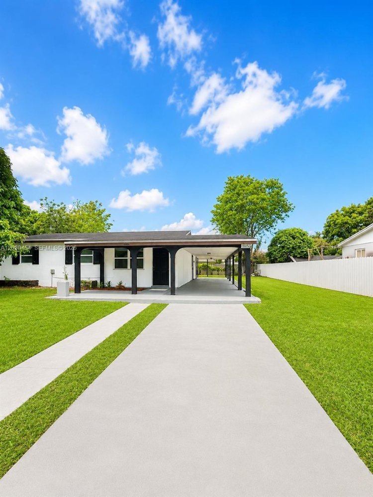 4 dormitorios villa en venta en Miami, Miami-Dade, Florida, USA № 614985