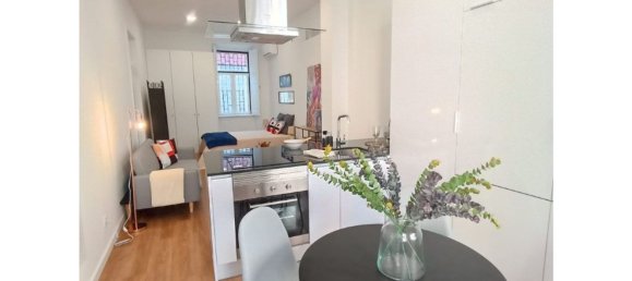 1 bedroom Apartment in Lisbon, Portugal No. 84975 2